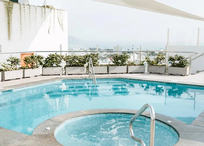 Costa del Sol Wyndham Lima City